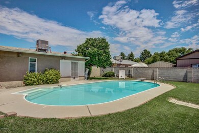 LARGE POOL