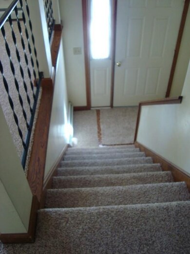 12 Gloria St, Uxbridge, MA 01569 - photo 5