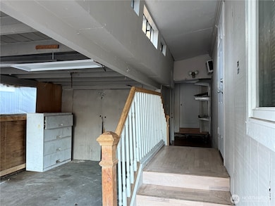 6905 NE 182nd St unit 1, Kenmore, WA 98028 - photo 2