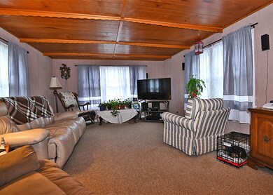 53 Clems Way, Acushnet, MA 02743 - photo 2