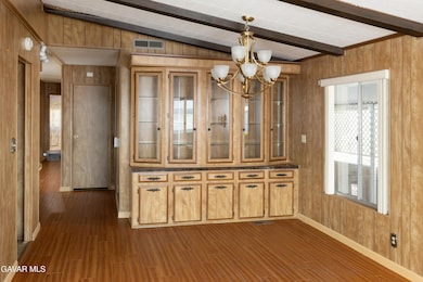 JS_275SouthWorthingtonSt_00007