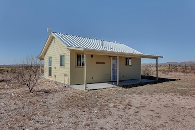 205 S Lee St, Marathon, TX 79842 - photo 3