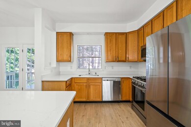 12915 Barleycorn Terrace, Germantown, MD 20874 - photo 7