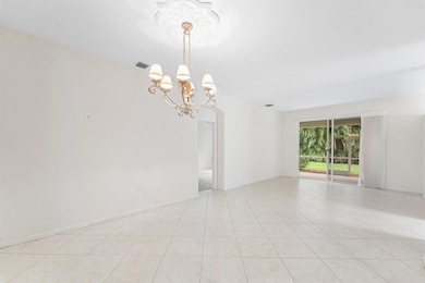 10937 Royal Caribbean Cir, Boynton Beach, FL 33437 - photo 6