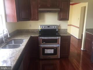 2107 Cross Trails Rd, Windsor Mill, MD 21244 - photo 7