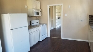 2501 5th St, Bay City, TX 77414 - photo 5