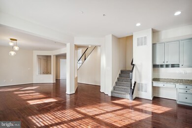 15413 Sir Edwards Dr, Upper Marlboro, MD 20772 - photo 4