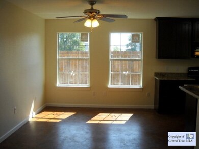 1078 E Weinert St, Seguin, TX 78155 - photo 7