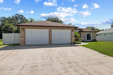 6325 Ainsworth Rd, Cocoa, FL 32927 - photo 4