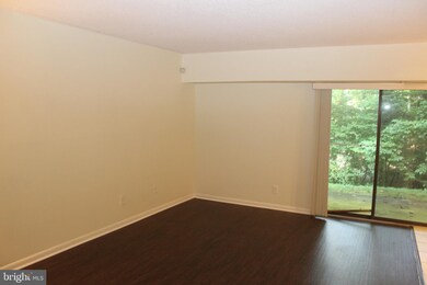 2210 Castle Rock Square unit 1B, Reston, VA 20191 - photo 2
