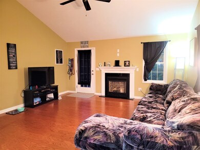 2 Candlewood Dr unit 2, Spencer, MA 01562 - photo 5