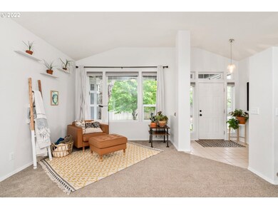 13568 SE 153rd Dr, Clackamas, OR 97015 - photo 5