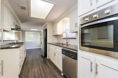 2030 Lone Rock Dr, Kingwood, TX 77339 - photo 4