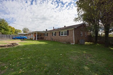 810 Westwood Dr, Paris, KY 40361 - photo 6