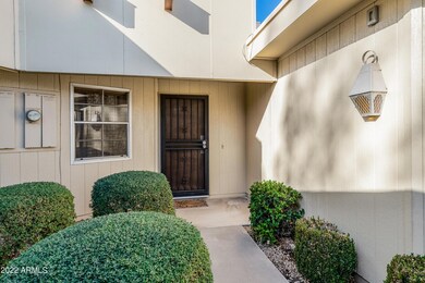 10466 W Palmeras Dr, Sun City, AZ 85373 - photo 7