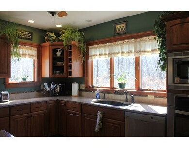 543 Riverside Dr, Florence, MA 01062 - photo 6