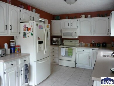 332 Hominy Ct, Terre Haute, IN 47803 - photo 6