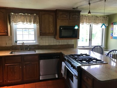 19 Elmcrest Rd, Wakefield, MA 01880 - photo 5