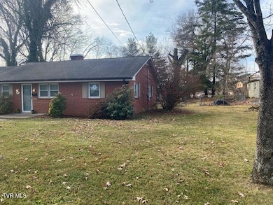 2107 Valley Ln, Johnson City, TN 37604 - photo 2