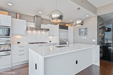 Trump International Hotel & Tower - Chicago unit 69D, Chicago, IL 60611 - photo 4