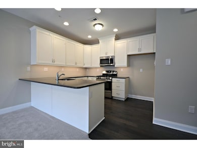 760 W 2nd St, Lansdale, PA 19446 - photo 7