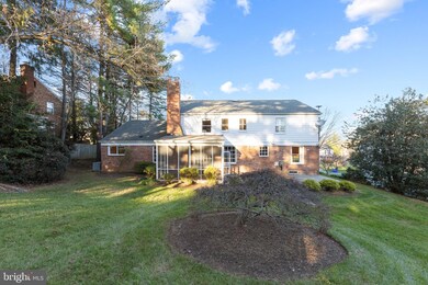 8804 Tallyho Trail, Potomac, MD 20854 - photo 3