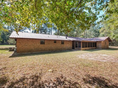 206 S Claire Dr, Perry, FL 32348 - photo 3