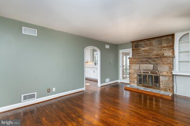 3607 Hernwood Rd, Woodstock, MD 21163 - photo 5