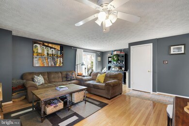 7252 Procopio Cir, Columbia, MD 21046 - photo 5