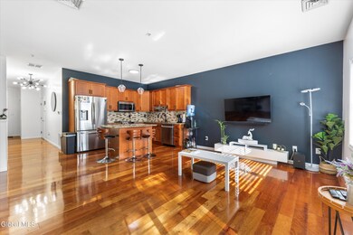 401 Avalon Place unit 401, Cohoes, NY 12047 - photo 4