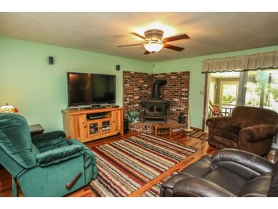 35 Wedgewood Dr, Londonderry, NH 03053 - photo 7