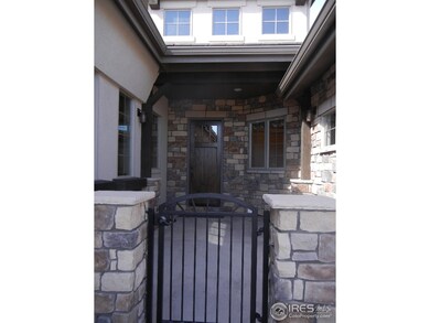Avon Entry Courtyrd