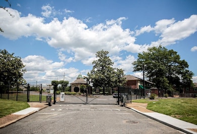 1205 Bristol Dr unit 14, Memphis, TN 38119 - photo 2