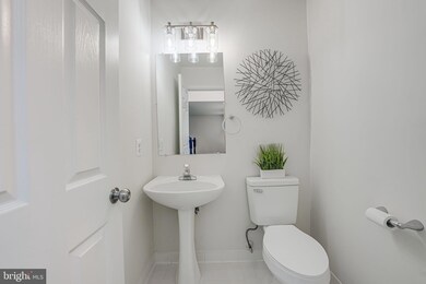 4870 Crestleigh Ct, Dumfries, VA 22025 - photo 6