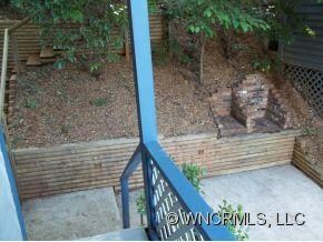 Firepit and grill area