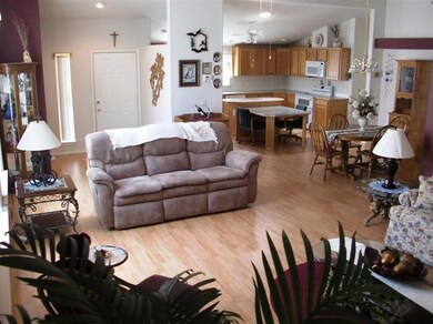 395 Marian Ave unit 68, Central Point, OR 97502 - photo 4