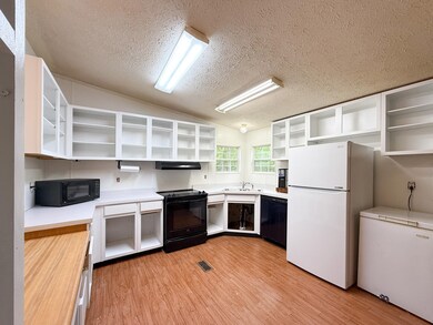 1071 Patton Farm Rd, Stuarts Draft, VA 24477 - photo 6