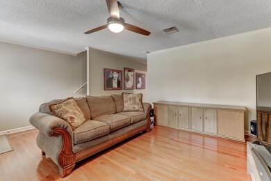 3500 Simcoe #15-5