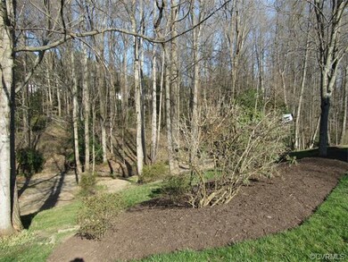 9467 Laurel Grove Rd, Mechanicsville, VA 23116 - photo 2