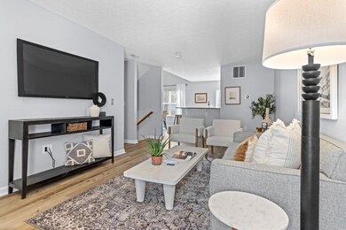 7415 Cayman Ln unit 7415, Worthington, OH 43085 - photo 4