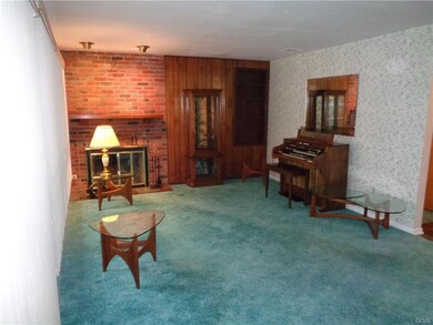 864 7th St, Whitehall, PA 18052 - photo 4