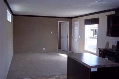 1732 Pine # 13 St unit 13, Silverton, OR 97381 - photo 6