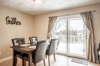 5564 Colleen Cir, Fitchburg, WI 53711 - photo 7