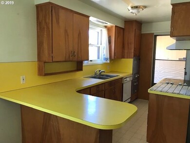 2155 Roland Way, Eugene, OR 97401 - photo 5