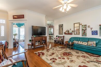 909 Mesquite St, Gainesville, TX 76240 - photo 5