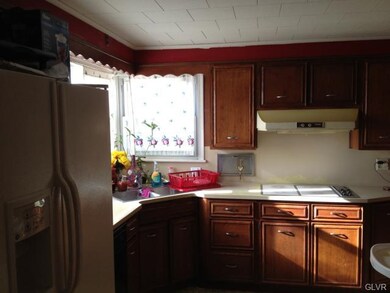 715 E Susquehanna St, Allentown, PA 18103 - photo 7