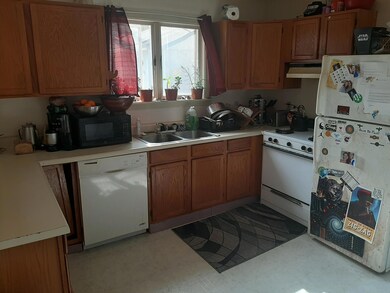 162 Park, Orono 1