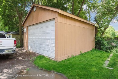 33-1005-Mahlon-St-Lansing-MI-48906-Windo