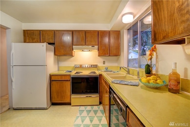 9216 3rd Place SE, Everett, WA 98208 - photo 7