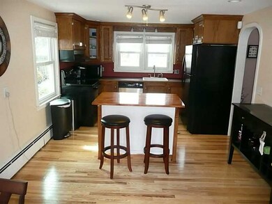 77 Lexington Ave, West Warwick, RI 02893 - photo 4